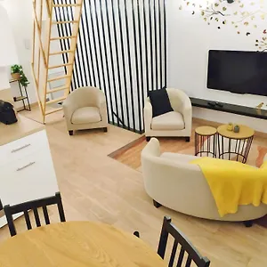  Appartement Grand Lumineux Au Calme, Centre Historique
